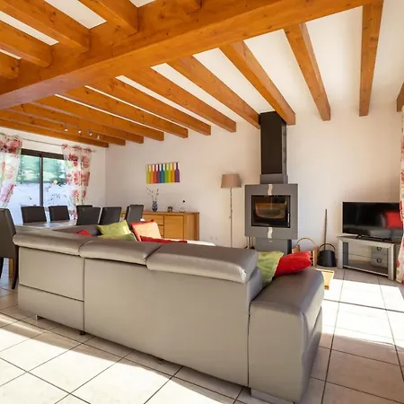 Holiday home Patufet - Charmante Maison 6 Personnes